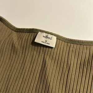 Ribbed Khaki t-shirt by Wilfred - Aritzia - Size M